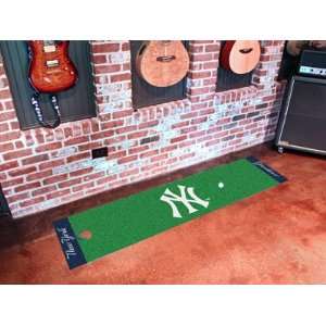   MLB   New York Yankees   MLB Golf Putting Green Mat: Sports & Outdoors
