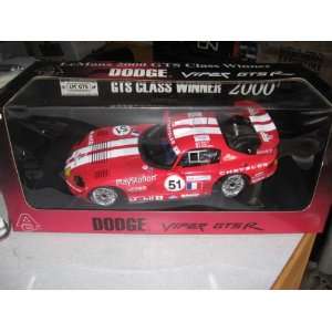   LeMans 2000 GTS Class Winner Dodge Viper GTSR RED 1:18: Toys & Games