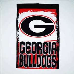    Georgia Bulldogs NCAA Vertical Flag (27x37) Sports & Outdoors