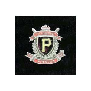  Pittsburgh Pirates Team Crest Pin (2x): Sports & Outdoors