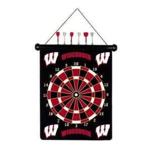  Wisconsin Badgers Magnetic Dart Board Set: Sports 
