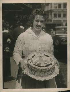 1917 World War I Woman Proudly Shows War Bride Cake  
