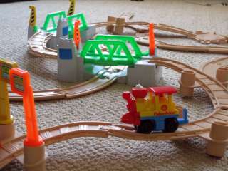 included 2 tunnels 2 bridges 44 pieces of track 10 cars trains 6 