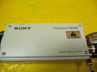 Sony 3CCD Video Camera DXC 9000 & Adaptor CMA D2  