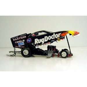  Rug Doctor 1:24 Scale Chevy Funny Car: Toys & Games