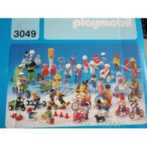   Kindergartensortiment Figuren Set (Total 16 Play Sets) Toys & Games