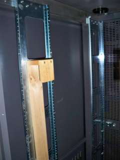 Sun StorEdge 42U Server Rack Cabinet 595 4999 01 Grey  