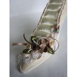  Victorian Tea Party Shoe Ring Holder Champagne Gown 