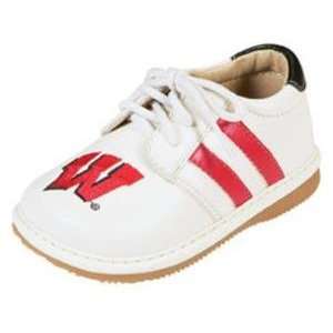  Wisconsin Boy Toddler Shoe Size 4   Squeak Me Shoes 45214 