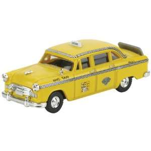  HO RTR Checker A8 Taxi, NY/Yellow Toys & Games