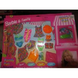  Barbie Beach Fun Fashion and Accessories: Toys & Games