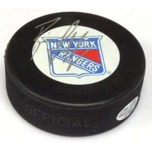  Brian Leetch New York Rangers signed hockey puck COA A 