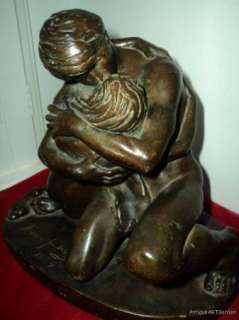   Romantic LOVERS Embrace KISS Statue by Stephen Abel SINDING Two People