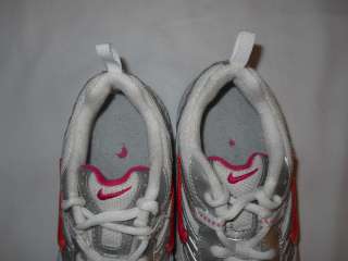 Girls NIKE Size 2 White & Pink Athletic Tennis Shoes *CLEAN*   