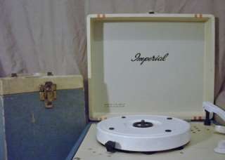 VINTAGE 1960s IMPERIAL PORTABLE RECORD PLAYER WITH RECORD CASE  
