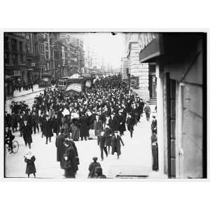  Suffragettes on 23rd St.,New York: Home & Kitchen