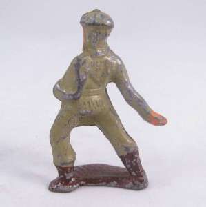   1941   Manoil   M138 Farmer Sowing Grain 41/10 Lead Figure  