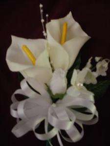 Wedding calla lily mothers or grandmas corsage white  