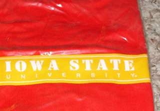 Iowa State Univerisy ISU Cyclones NCAA Red TShirt NWT M  