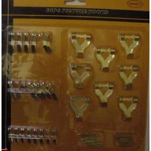  Handy 30 Piece Picture Hook Set   Nails Included 