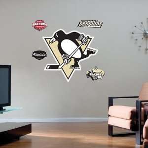 Pittsburgh Penguins Team Logo Fathead Wall Sticker:  Sports 