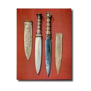  The Kings Two Daggers From The Tomb Of Tutankhamun c137052 