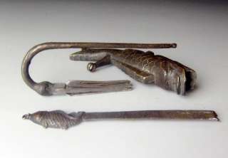 Chinese 19th century Qing Dynasty Fish embossed Lock&Keys 19 
