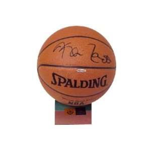  Kevin Garnett Autographed Basketball: Sports & Outdoors