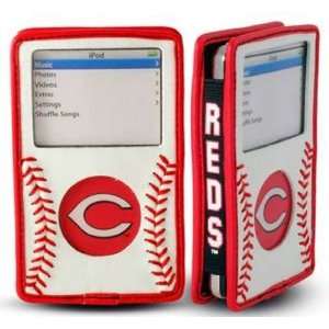  GameWear MLB iPod Holder   Cinncinnati Reds: Sports 