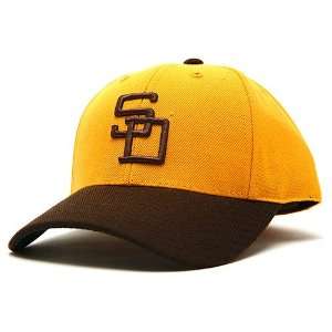   1972 Yellow Throwback Fitted Cap by American Needle: Sports & Outdoors