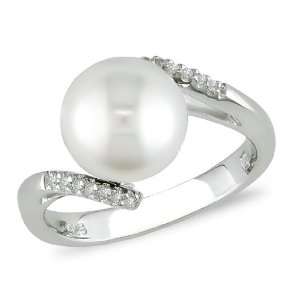  Sterling Silver FW Pearl and Diamond Ring: Jewelry
