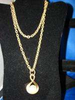 Exquisite Goldtone chain link 34Express faux pearl  
