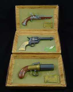 Vintage REVELL Pistol Model PEPPERBOX 1869 Peacemaker 45 DUELING 1860 