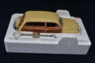   Station Wagon Woody Collectible Danbury Mint 1:24 Scale NEW IN BOX