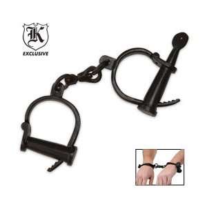 Fully Functional Medieval Shackles 