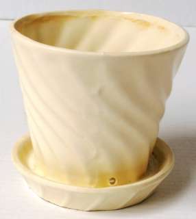 Roseville Cream Pottery Planter 5 1/2 Diameter x 5 3/4 Tall Used 
