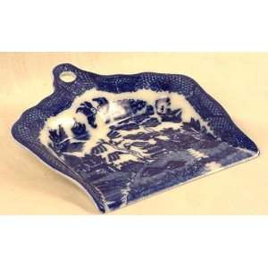  Blue Willow Dust Pan