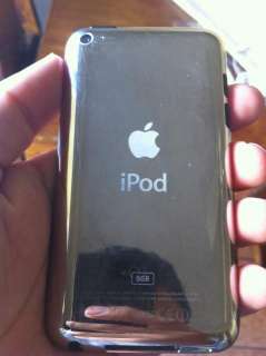 iPod touch 4th Generation Black 8 GB w/USB headphones and original 