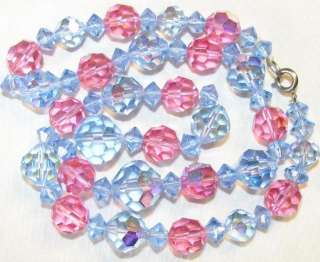 STUNNING VINTAGE IRIDESCENT BLUE PINK GLASS BEAD JEWELRY NECKLACE 