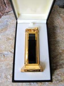 ALFRED DUNHILL Vintage Black Lacquer Gold Plated Table Lighter NEW and 