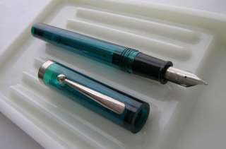 Sheaffer NO NONSENSE Fountain Pen F Blue Green See Thru  