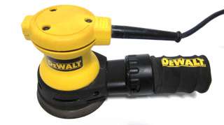 Dewalt DW421 Orbit Hand Sander with Case, New sanding pads and manual 