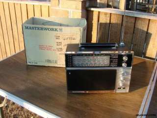 ANTIQUE VINTAGE TUBE RADIO 1970 CBS MASTERWORKS SHORTWAVE TRANSISTER 