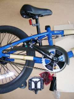   BMX Eight Pack Bike   New in Box   Blue   Park & Trail   Really Nice