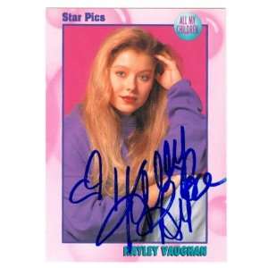 Kelly Ripa Autographed/Hand Signed All My Children Trading card (ip)