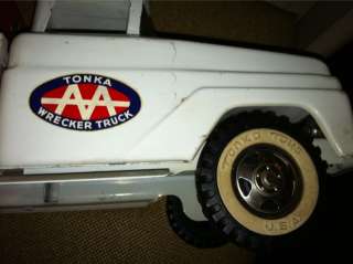Vintage 1960s Tonka AA Truck Tow Wrecker Toy Pressed Steel #2518 