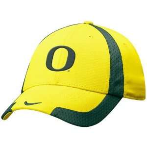  Nike Oregon Ducks Yellow Basketball Swoosh Flex Fit Hat 