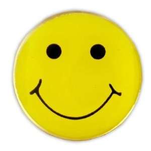  Smiley Face Lapel Pin: Jewelry
